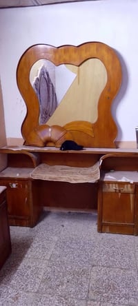 للبيع • أثاث غرفة