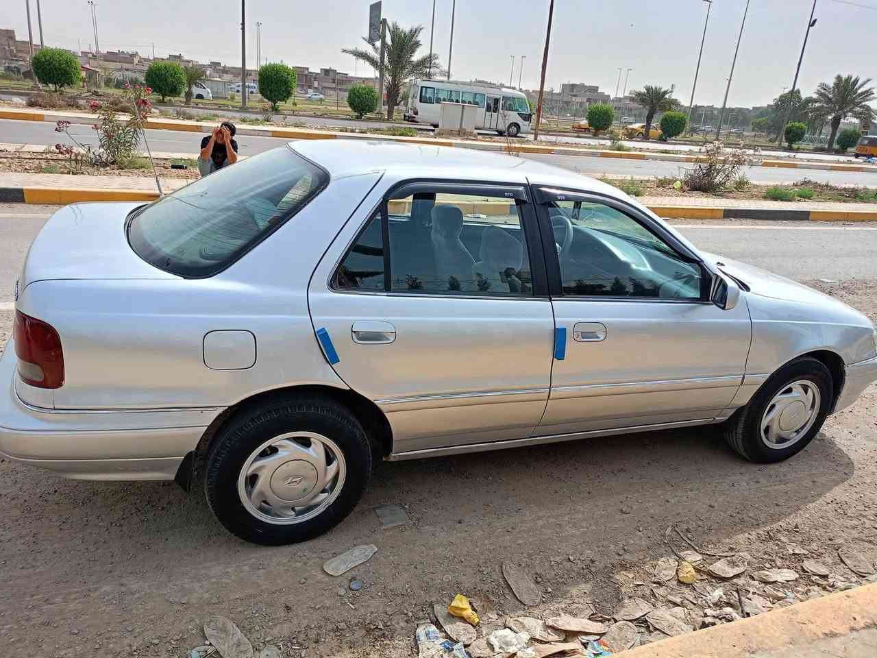 السلام عليكم
ألنـترا للبيـع موديل 93 سيارة كاملة صدر أمامي خلفي جديد 
كير مكينة خير من الله تدفئة وتبريدها ثلج مكينة مفتوح كير عادي سيارة كاملة فقط بداية خيط تبخير بس لا تنقص ولا ادخن / الـسعر 38 عنواني بغداد جسر ديالى القديم 
رقمي ***********
