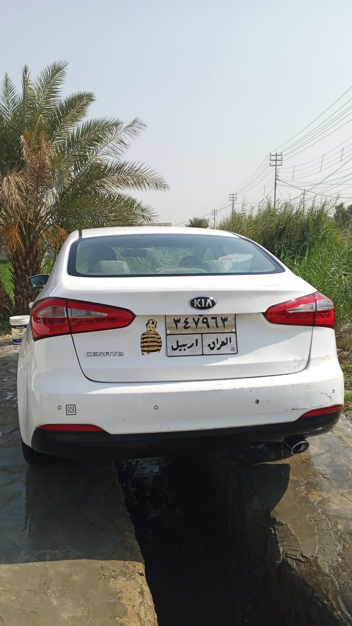 سيراتو 14 خليجي جاهزه  مكينه 1600 تبريد ثلج مكينه كير حداديه تايرات كل جديد رقم اربيل بسمنه تريد مداور تريد وكالة مكاني النجف ابوصخير سعر 100 بيها رشات صبغ خارجيات فقط *********** للبيع او مراوس

نص مكتوب في الصور:
- سلوم