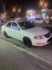 للبيع نيسان سني 2011 كوري مصبوغه عام للجماليه صورها قبل الصبغ موجوده ج...