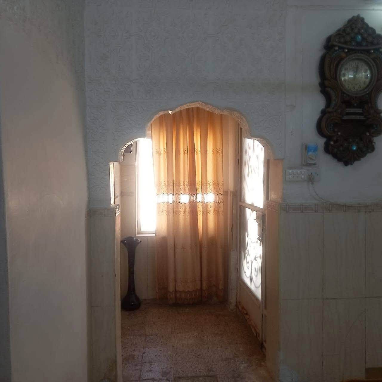 دار للبيع الكوفه حي ١٧تموز مقابيل السوق العصري مساحه البيت ٢٠٠ متر مربع
موقع البيت تجاري مجاور الى ٤ مدارس و سوق ومحلات تجاريه 

للاستفسار اتصل على الرقم : ***********
