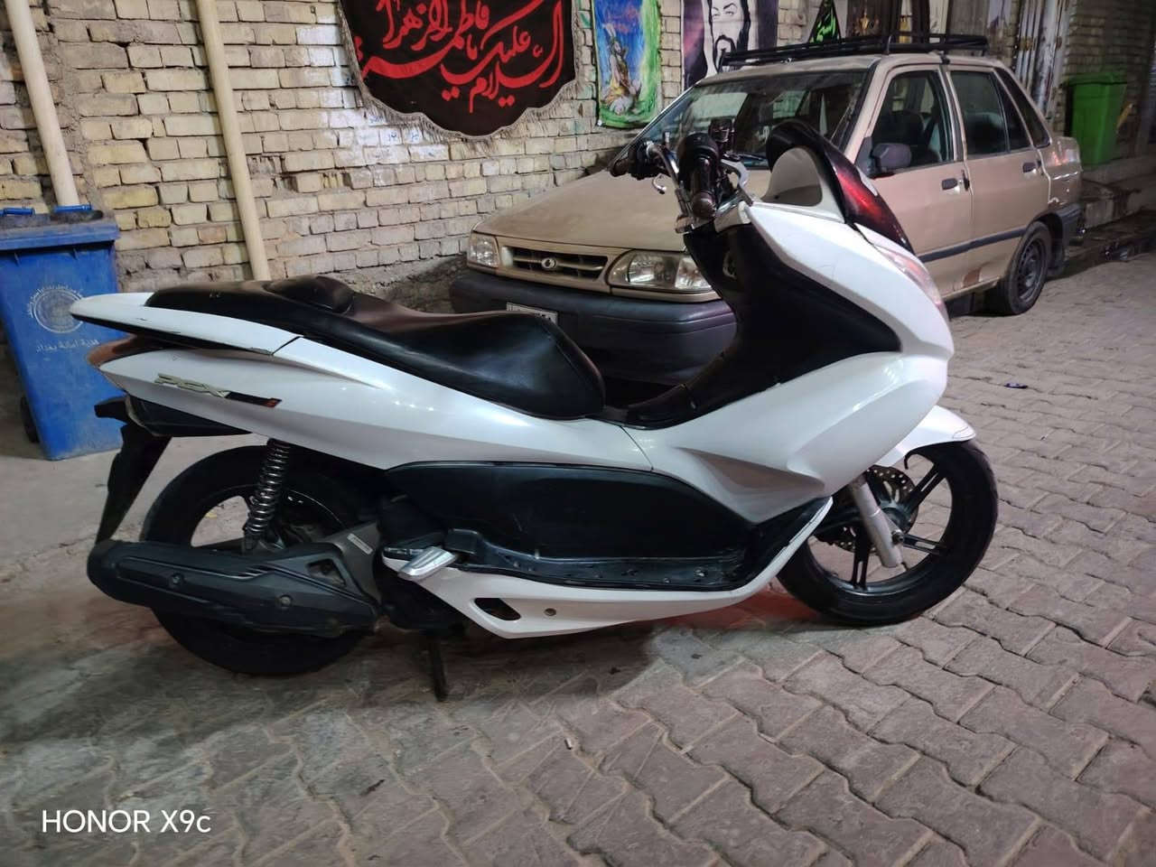 بيسي اكس للبيع جيل أول ياباني مكينة 150دراجة كفالة دراجة مال رمبة علا ايدي دراجة بيها نقص دوسة وباب مال بلك اما كلشي شغال دبلات طسة ناعمة شلعة ومعدل دراجة يراد آلهة بريكات لان مو قويات بس تخفيف اني كلشي اكتب حتى من تجيني لاتكلي ليش ماكتلي ماشية 25الف وكسور دراجة بيها شخوط ترة والسعر 1150ترة مستعجل علا بيعتهة ودراجة مامومفتني بشارع وتصل واني خادم ***********اتصل وتدلل مكاني بغداد مدينت الصدر
