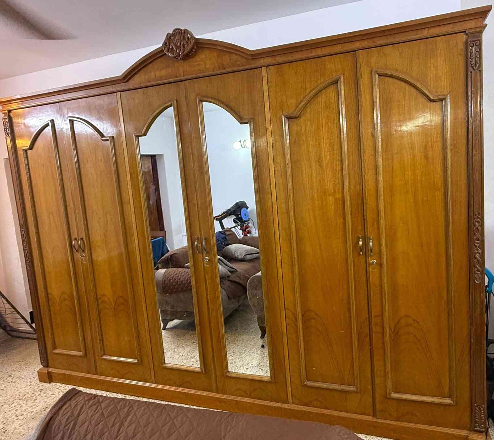 كنتور توصى داخل خارج صاج تكمة  ميز تلفزيون للبيع مكلفة بالنشر رقم واتساب***********
