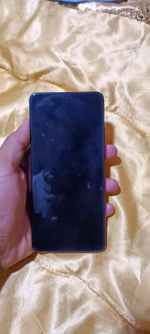 سلام عليكم مرخصت الادمن بوكو 256 ببجي 120 فريم عل فحص بلادي نضيف فقط يرادله كامرات فقط الببع سعر 190 مكاني فلوجه رقمي للتواصل عبر الواتس ***********
