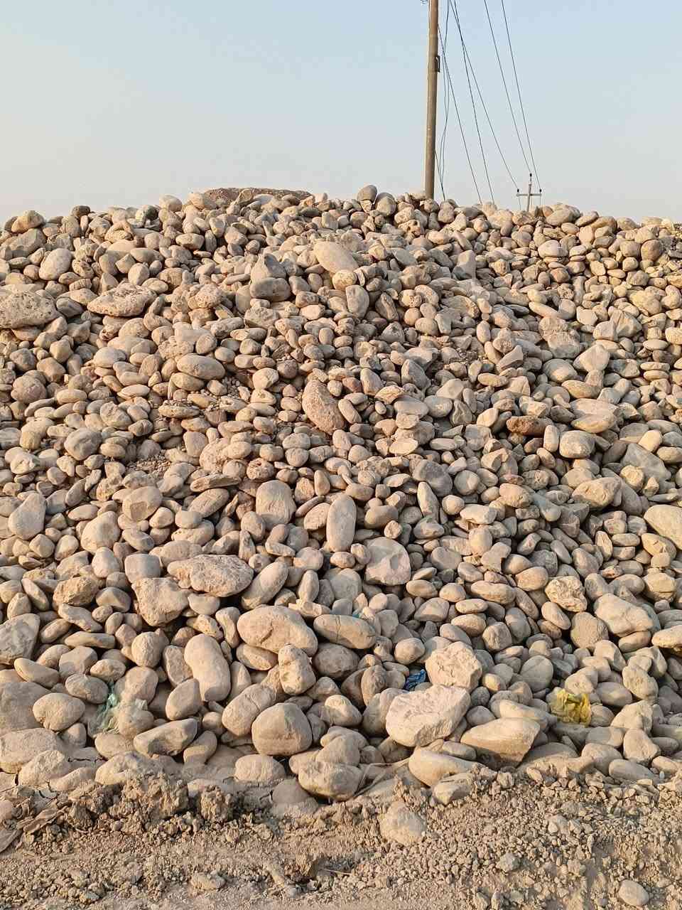 سكلة مواد بناء 
يتوفر جميع مواد البناء وبأسعار مناسبه  ملاحظه هاي الاسعار كلها واصل للبيت 
سبيس جلمود رمل الزبير رمل اسود حصو 
سعر السكس السبيس حمل فول  225 
سعر سكس الجلمود حمل فوول شرط 275
سعر سكس حصو حمل فول 350
سعر سكس رمل الزبير حمل فول 300
سعر سكس رمل اسود حمل فول 225 
هاي بالنسبه السعر السكس    بالنسبه السعر التريله ذرعتها 35 متر
سعر اتريله رمل اسود حمل فول 350 سعر التريله
سعر اتريله حمل فول رمل الزبير 450 سعر التريله 
سعر التريله حصو حمل فول 550 سعر التريله 
سعر التريله سبيس حمل فول 375 سعر التريله 
بالنسبه اسعار التك 
سعر التك رمل 125 حمل فول 
سعر التك حصو 175 حمل فول 
سعر تك سبيس 125 حمل فول 
هاي الاسعار كلها واصل الباب البيت وحمل فول واي استفسار اتصل بالرقم ‏‪***********‬‏
