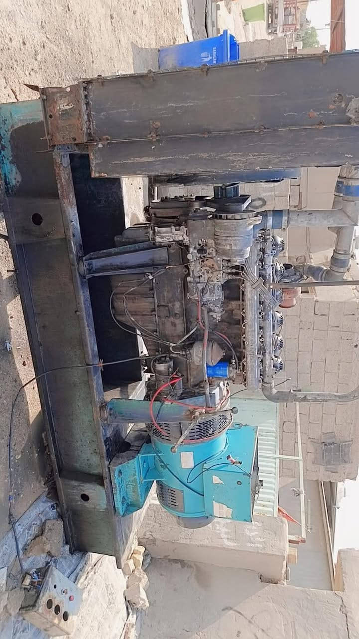التفاصيل داخل الصوره

نص مكتوب في الصور:
- سلام عليكم سكانيه بومه قبق بلاستك للبيع مكينه صار شهر مجفته لاصرف ولا بخار توليد بلادي شاصي عالي راديتر جديد مولد جاهزه ماتصرف عليه ربع كله جديد بم ونوزل وسوبر العنوان مشروع الوحده السعر ٥٥ للستفسار على *********** اني مكلف بل نشر