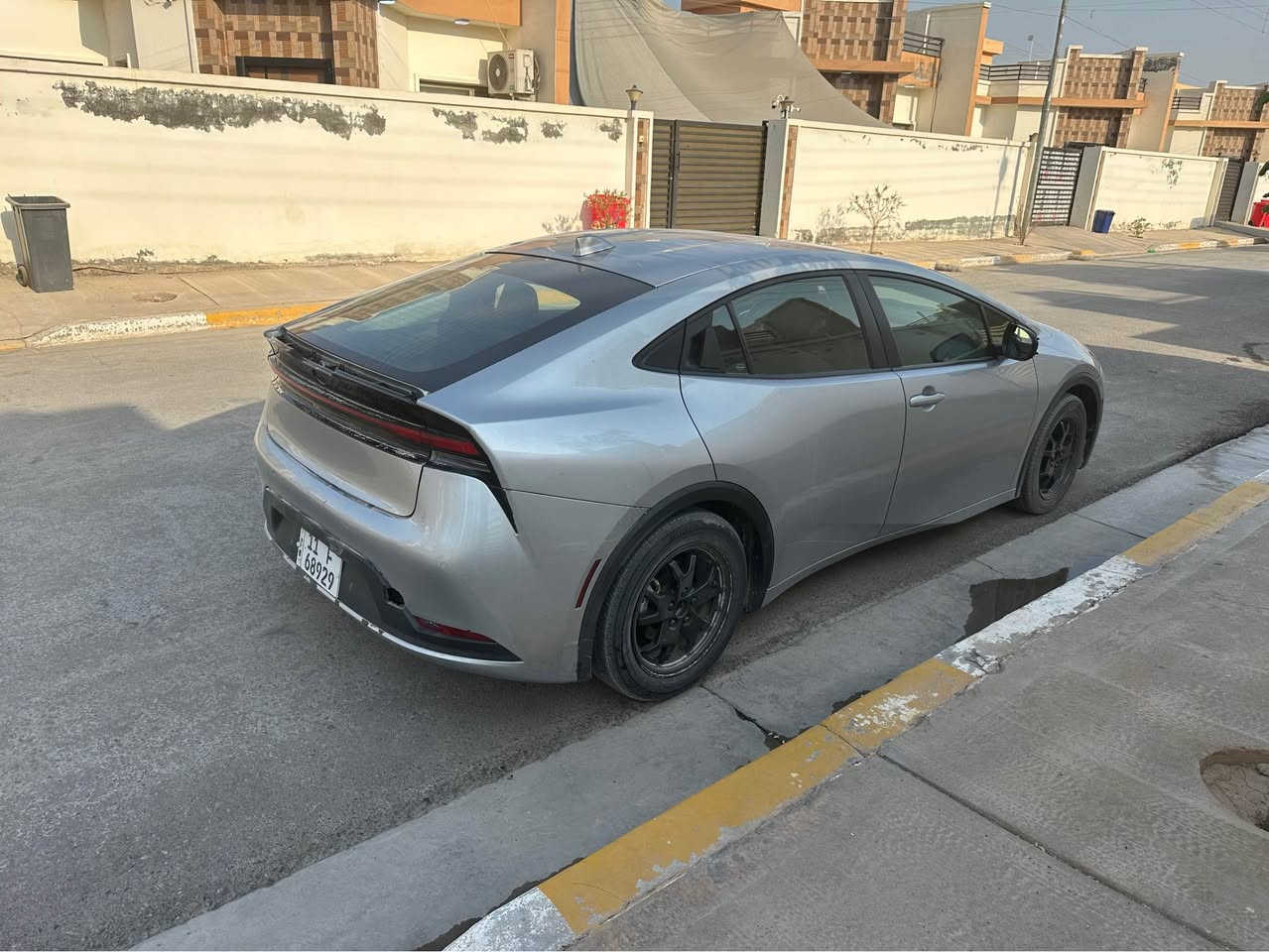 سلام عليكم تيوتا بريوس موديل 24 Le للبيع رقم بغداد وارد امريكي السيارة بدون دواخل بدون اير باك السيارة هايبرد محرك 2000 ماشية 42 الف كيلو بيه نقص غراض الصندوق ضفيرة وكيلون وكامرة (انباك الصندوق وراحن ويا ) 
السعر 145 وبيه مجال بسيط 
مكان السيارة الفلوجة 
للاستفسار *********** متوفر واتس اب الفلوجة, الأنبار
