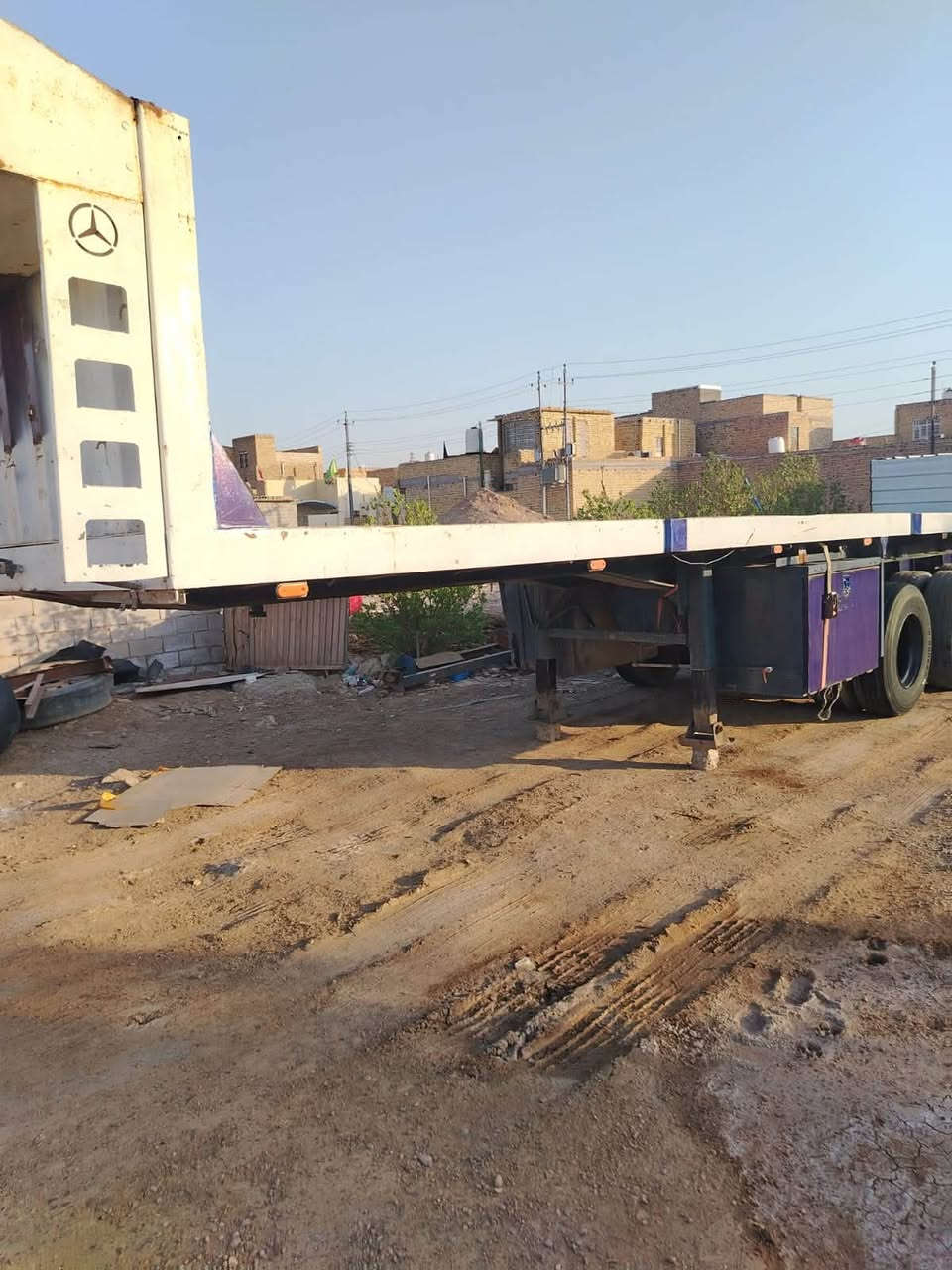 سلام عليكم عربانه لبيع 4دناكير حداديه تايرات نص عمر 2جد الطول 12ونص دنكير 14لاستفسار ع ***********ميسان العماره
