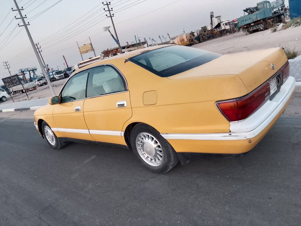 سياره بطه مكفوله كص ونقل ومكينه وكير شرط سعر30
وبيها مجال شرط تحويل مكان سياره بصره حي الشهداد 
رقم بي واتساب ***********
