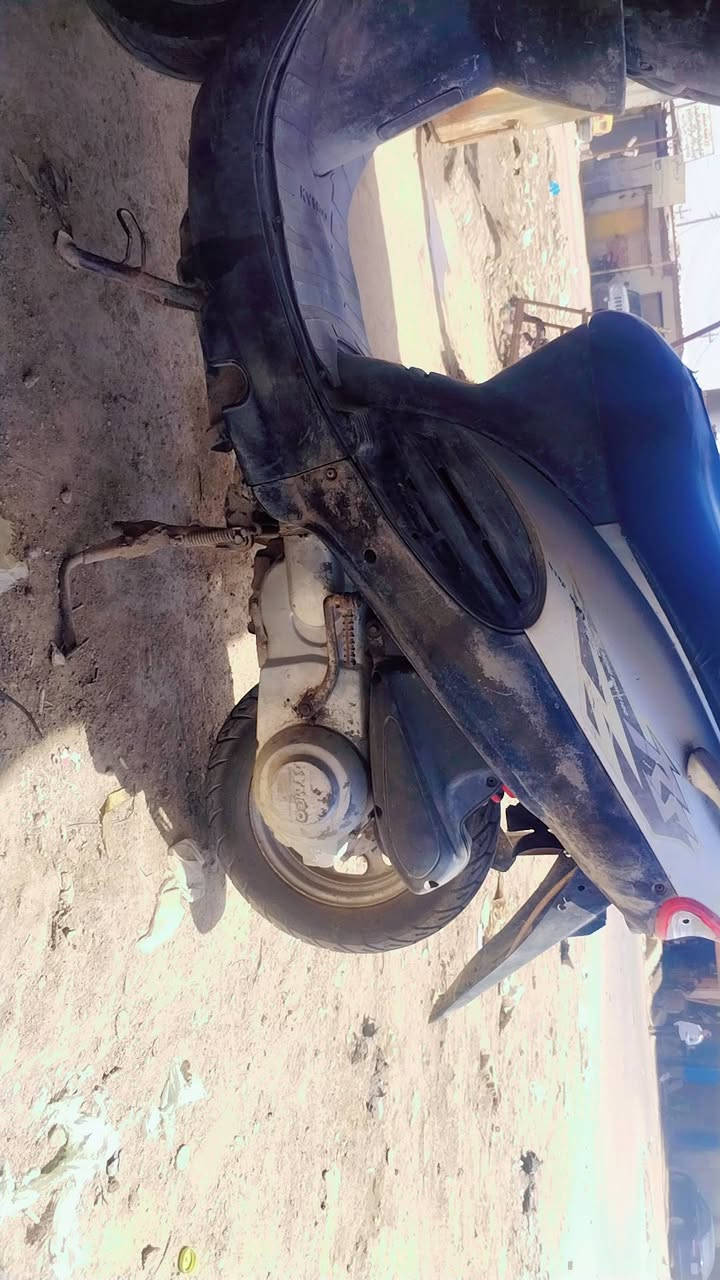 كامكو ياباني تشتغل سلف هندر كهربائيات كاملة... السعر 350وبيها مجال.. للتواصل والاستفسار ***********
