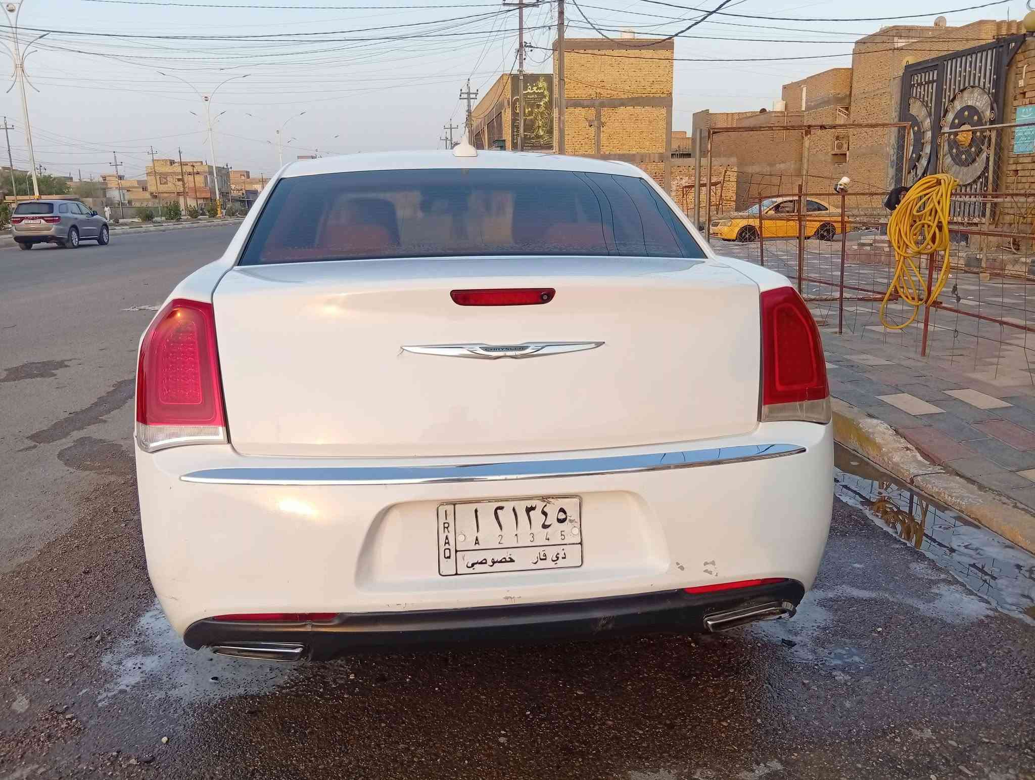 يا الله السلام عليكم للبيع اوباما 2015مرمزه2021 فئت 300C سياره حلوه وجديده ما مشتغله خط مال جناي مكفولة كفالة عامه من الصوليات وعيب الشرعي بسمي مداور ثاني يوم اتصل وبيك خير ودلل لاستفسار أكثر ***********بي وتساب
