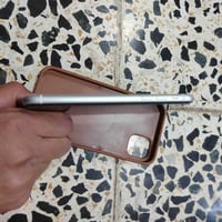 آيفون ١١ • ١٢٨ • بطارية ٨٠