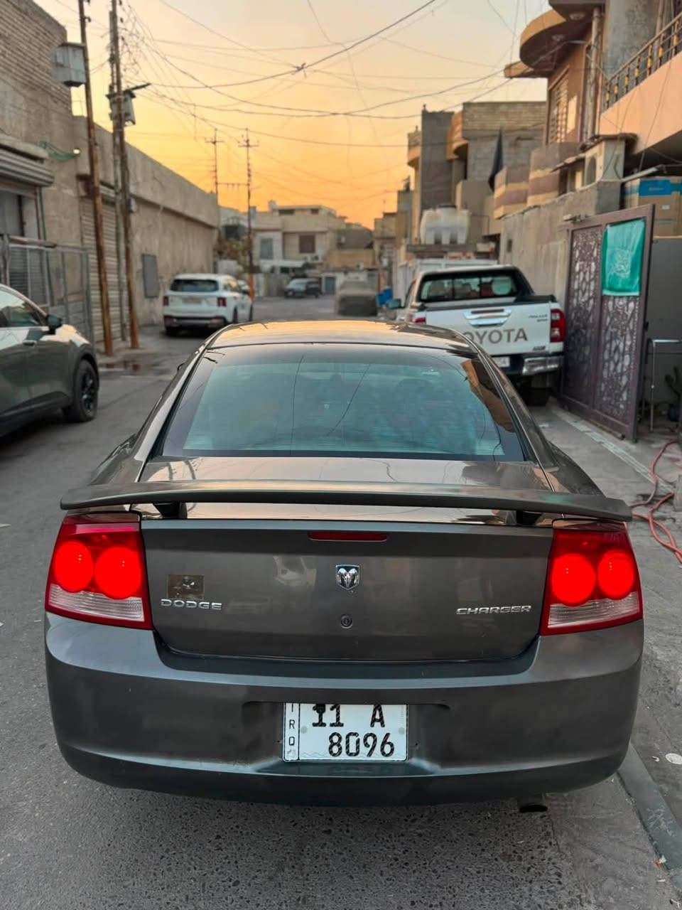 السلام عليكم جارجر موديل 2009وارد خليجي بيهه خشم الجاملغ اليمنه فقط سياره جاهزه للاخير صدر امامي خلفي تخم تاير كير مكينه تبريد كله مكفول للبيع او مراوس حسب القناعه ***********السعر 98 وبيهه مجال
