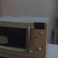 حمايه كنتاكي للبيع  مايكرو ال جي للبيع  07902560880 مكان بغداد الكاظمي...