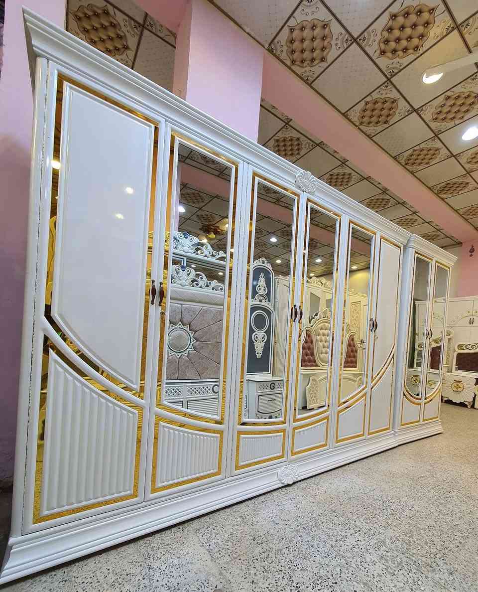 السلام عليكم غرفه اللبيع تصميم تركي النجاره عراقيه اخذتها ب3 مليون وميه واريد بيعها بمليونين العنوان بابل لمسيب صار تسع اشهر ع شرائها االاتصال ع رقم ***********لا يوجد وتساب

