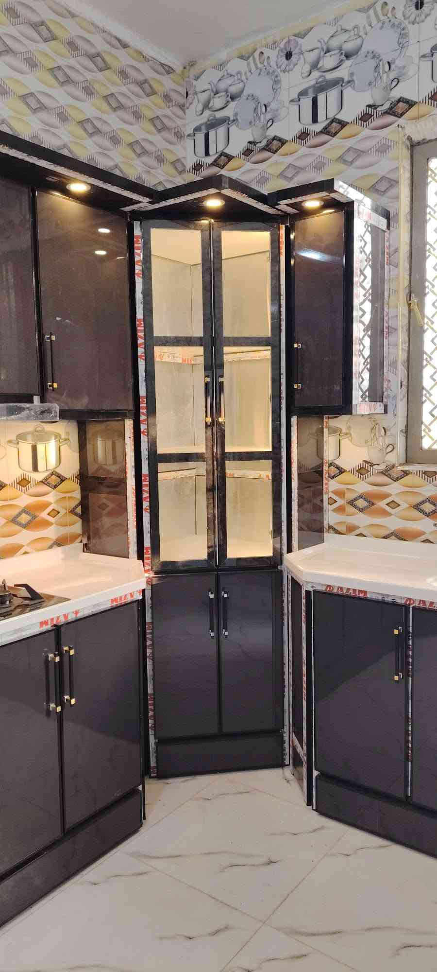 معمل الحسن • مطابخ HDF • سوق المجر الكبير