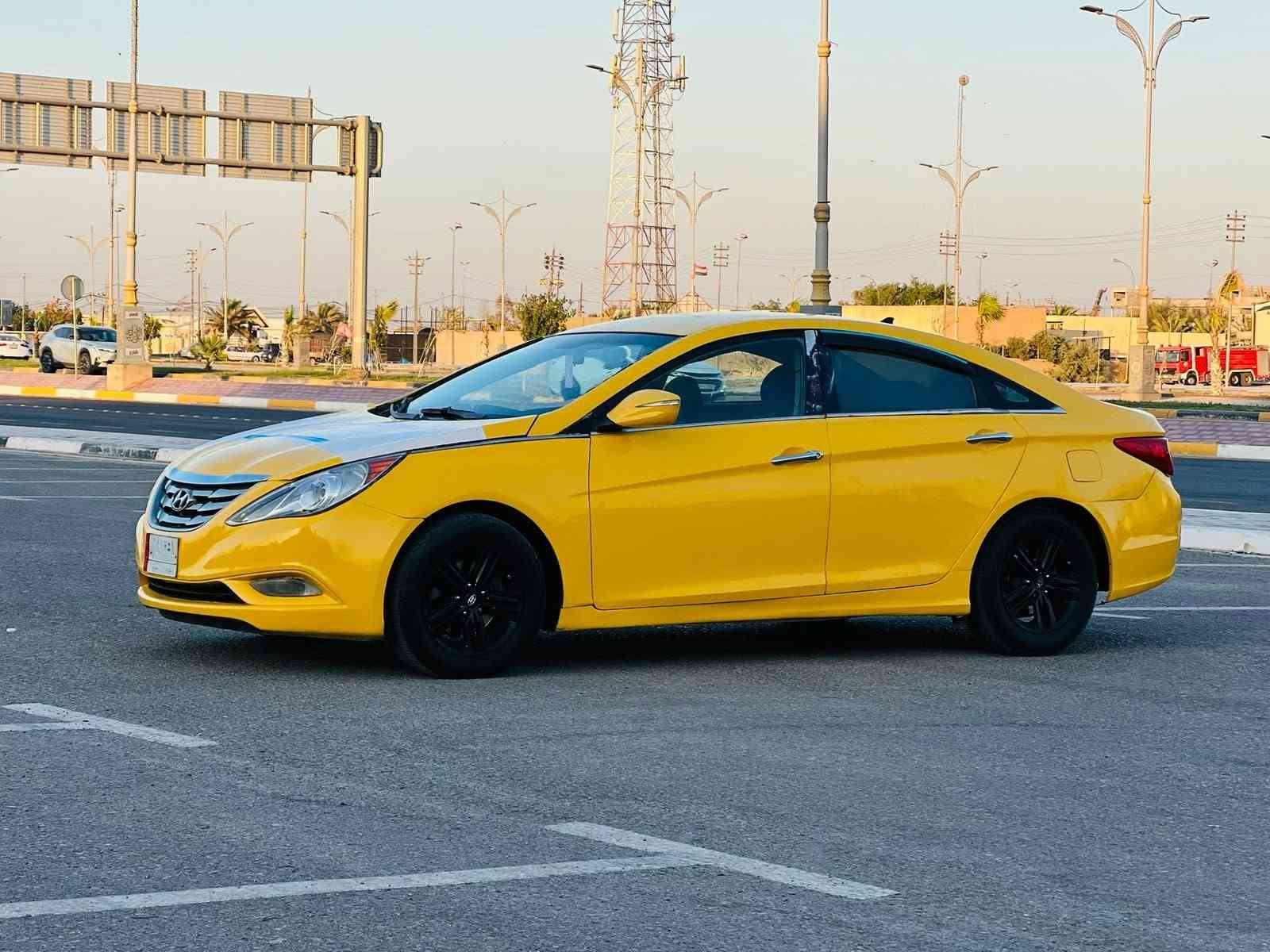 سوناتا ب اسمي مديل 2011 سعر 73 قابل للتفاوض الاستفسار اتصل *********** وارد أمريكي حادثها جاملغ خلفي فقط مواصفات شاشه كبيره تحكم ستيرن كشن كهربائي قطعتين تبريد مري كهربائي حساسات خلفيه مكينه وكير مكفولات حداديه جديده تخم تاير جديد مشروع وطني ب اسمي سنويه ل 29 مكان سياره كربلاء مكلف ب نشر
