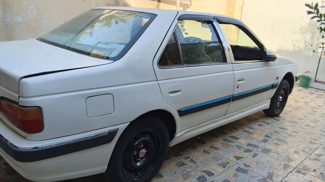بيجو بارص مديل 11 مكينه كير  حداديه مضبوطات بدي صبغ عام رقم بصره انكليزي هزه جديده مامنتهيه تحويل شوكت ماتريد بيع فقط السعر 27 ورقه بيه مجال كلش بصيط تواصل ع الرقم (***********)
