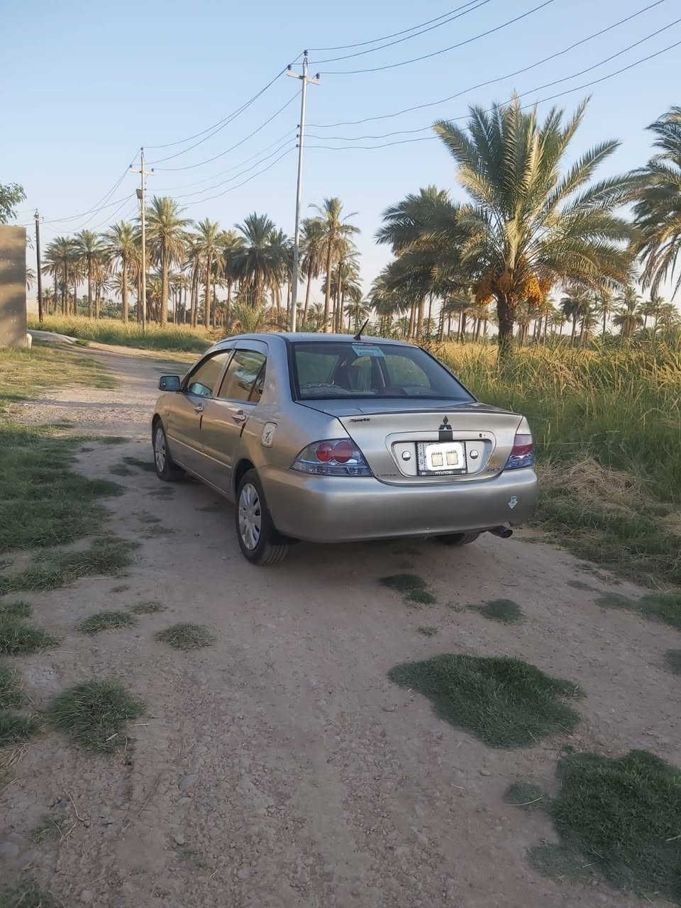 يالله السلام عليكم لانسر 2010 رقم ديالى  بأسمي كير محرك تبريد خير من الله محرك 1600 السيارة بيها  تبديل قطعة وصبغ قطعة السيارة استخدام شخصي الهلالات بلاد شرط سبير مانازل ماشية 155 حقيقي السيارة نظيفة بمعنى الكلمة مكان السيارة ديالى المقدادية للاستفسار اكثر فقط الشراي يتصل رجاءً   .***********
