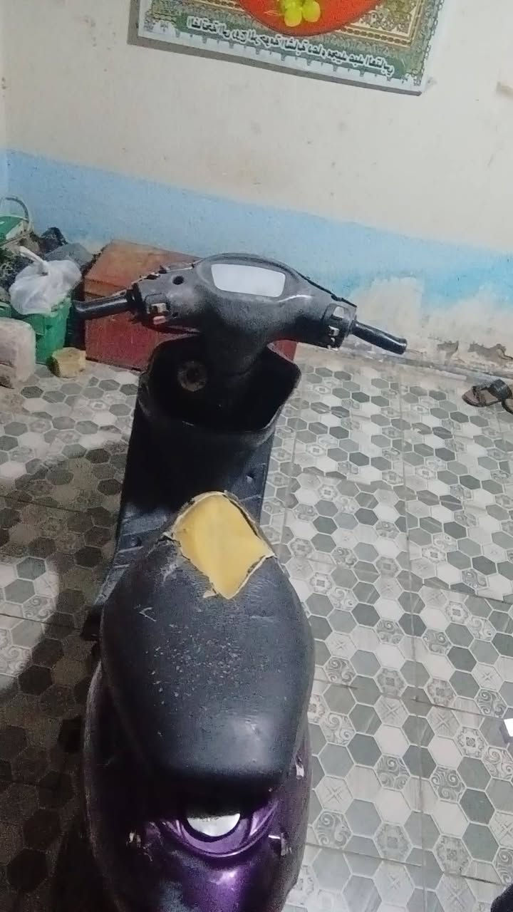 للبيع
بيجي فحل سرعه 80 نضيفه مكينه ناعمه مال جناي كلوب امامي بكلايت شغال عوزه باتري سلف شغال تواير جديد سعره 225 بيه مجال جماعت 150 اطلع كبل رقم ***********

