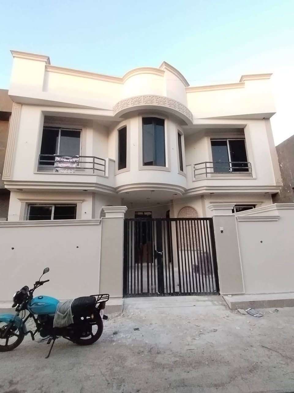 لسنا الوحيدين لكننا الأفضل
أحد. أعمال ابن مدينتنا كريم الخفاجي  لعمل جميع الديكورات وبأسعار تنافسية  
للتواصل الاتصال ع الارقام
‏‪***********‬‏
‏‪***********‬‏
