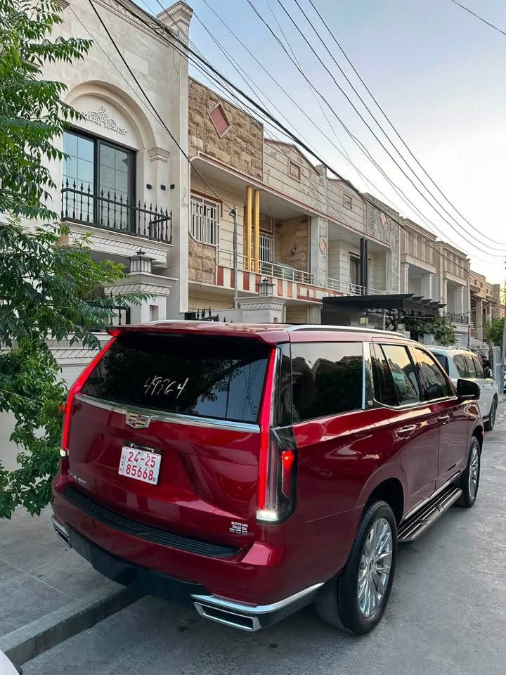 كاديلاك اسكاليد 2024 
لاكجري معروفة مواصفاتها فوول فوول بدون دوسات فقط
السيارة بيها مكانات pdr 4قطع السيارة جديدة بمعنى الكلمة رقم الشاصي بل منشور السيارة  مستوردها وعمرتها على ايدي بدون نقطة صبغ شرط عنوانها موصل 
سعرها 560وبيها مجال 
تترقم شمالي فقط 
***********
*********** 
تواصل واتساب وبل خدمة
