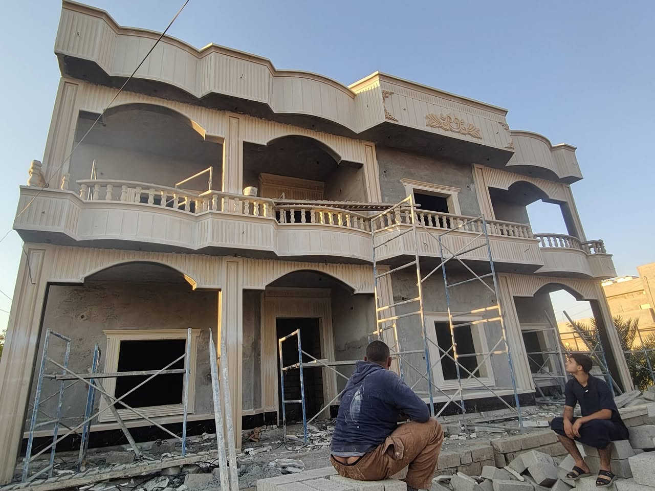 السلام عليكم
يوجد كادر لتغليف الواجهات بالفوم التركي وطلس وصبغ ولبخ البيوت من الخارج 
 كادر مختص بكل انوع الديكورات الخارجيه 
وبأنسب  الاسعار 
مع تصميم لواجهتك قبل العمل 
وملاحظه: التصميم مجاني 
للحجر او الاستفسار اتصل عل رقم 
او مراسله عل خاص ***********
كادر عمر الدرب
