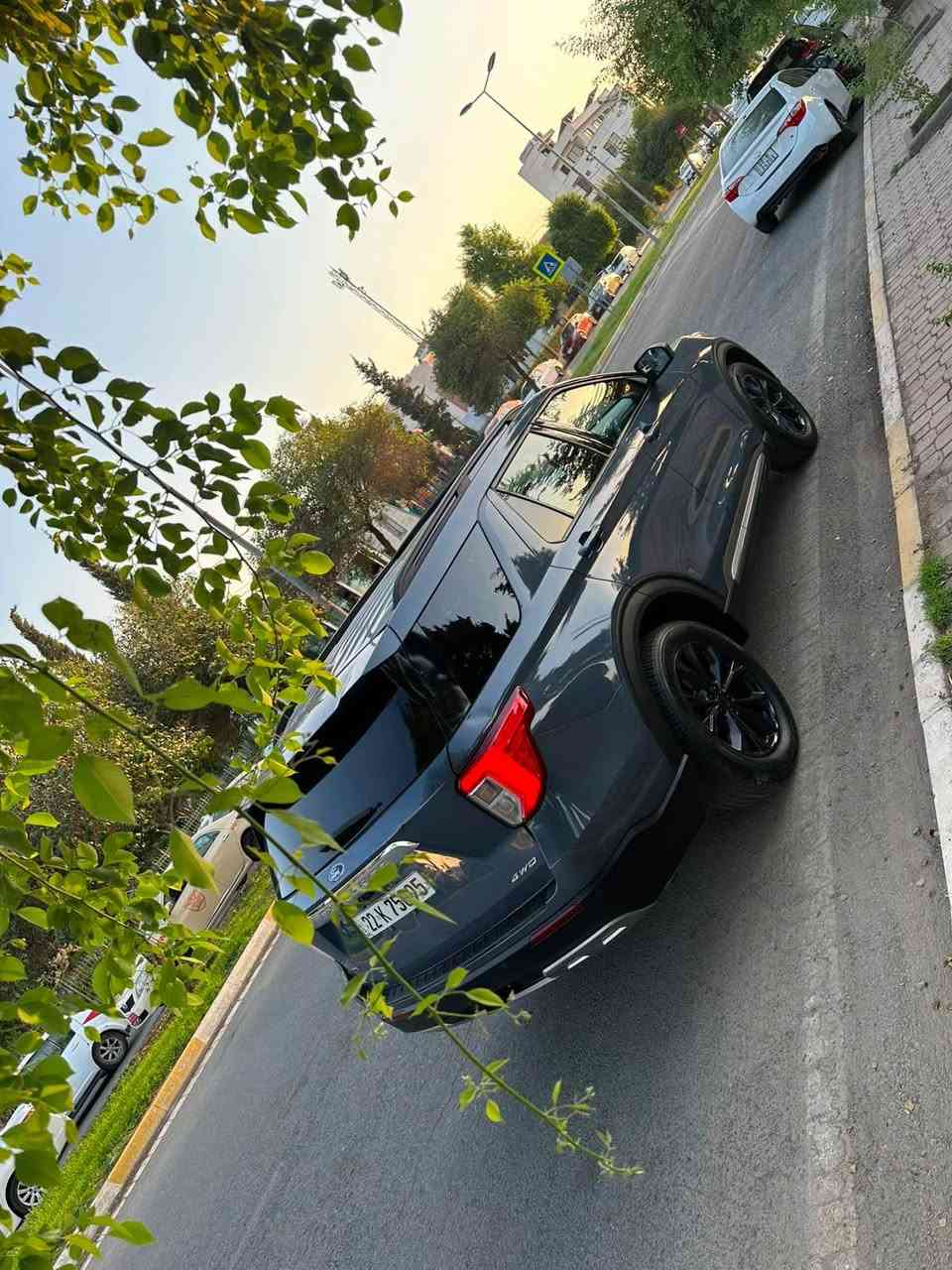 فورد اكسبلور موديل 2021
فوول فوول مواصفات 
گيرو مه كينه هه موو شتى به شه رت 
سه ياره كه 3 بارجه ى بوياخه بئ داخيلى 
بئ ارباك هيجى نيه هه موو شتى به شه رته 
زور خاوينه له سه ر ده قى خؤى ماوه 
سعرى 198 وه ره قه مه جاله كى كه م 
*********** أربيل, العراق
