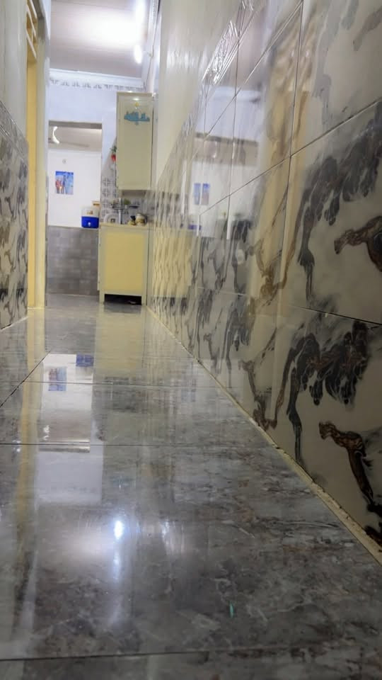 دار 🏡للبـــيع
البيت رقم مكانه بنهاوند الرابعه بي معامله واصله للتقيم قرار ٢٥ ماعليه مزايده ملكك كامل البيت ١٠٠متر  طابق ونص 

للاستفسار الاتصال على الرقم ***********
