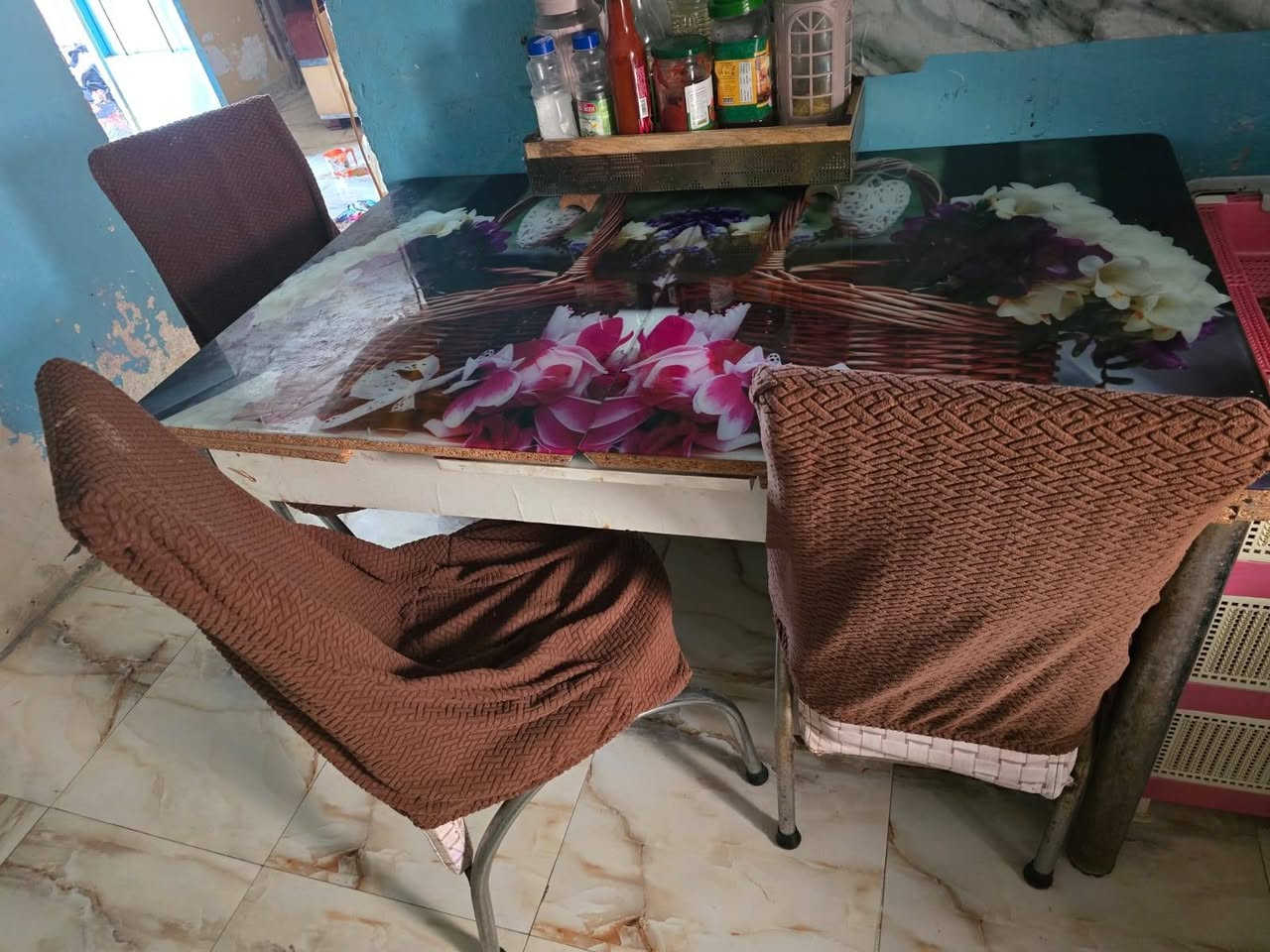 ميرز طعام جام يتكبر سعر ( ٧٥)  ويتزغر ويا ٣ مراس وجينكو ٣ وحده طول ٣ متر وثنين مترتين وربع سعرهن كلهن قفل  ( ٢٥  )  الف مكاني بصره ( ***********)( ***********)
