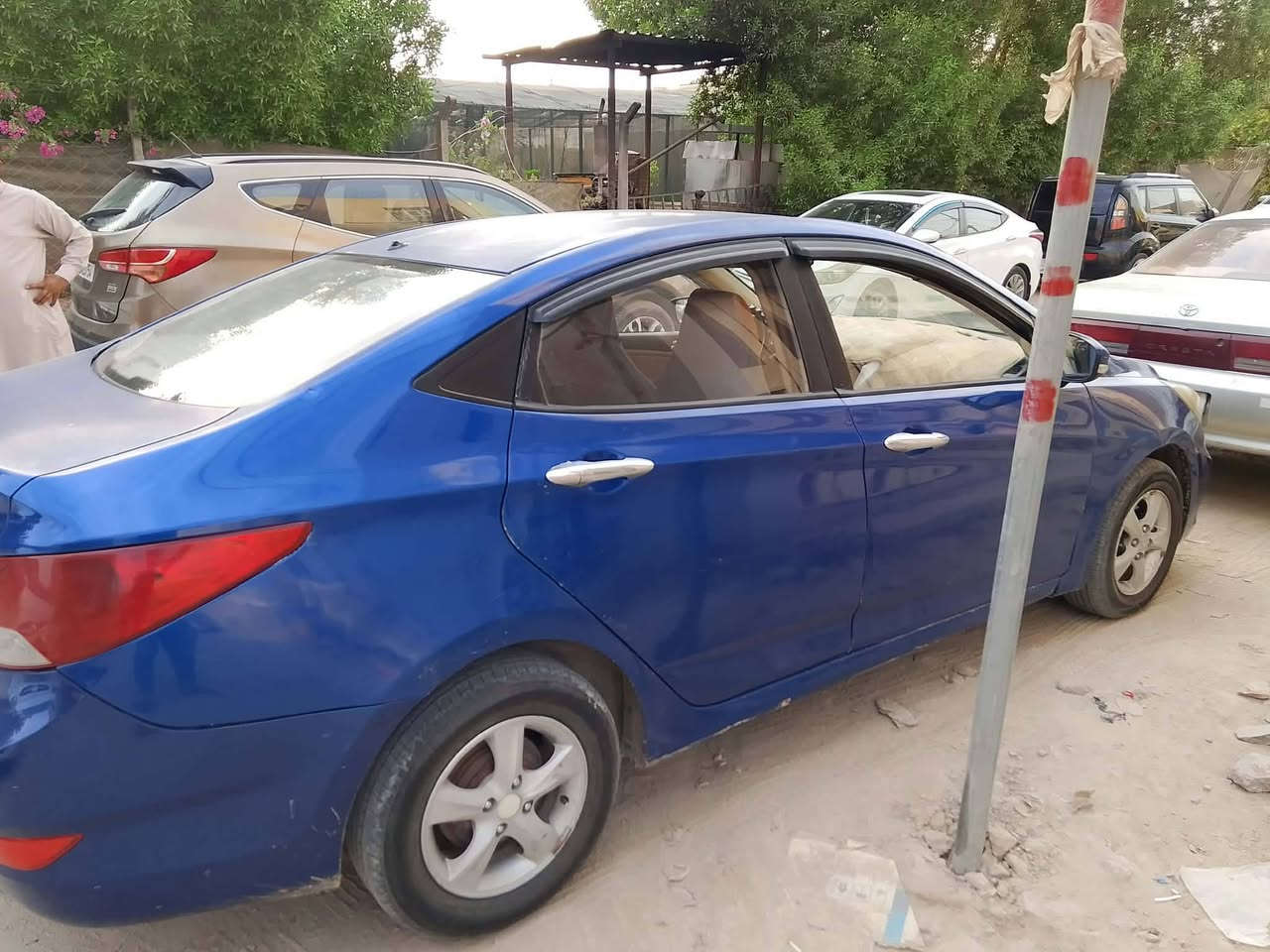 اكسنت للبيع ٢٠١٥ نجف باسمي سياره جاهزه تخم تاير وحداديه ومكينه وكير السعر ٨٠ ورقه وبيهه مجال للاستفسار ***********
