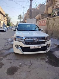 لاندكروز • موديل ٢٠١١ • بدون ضربه