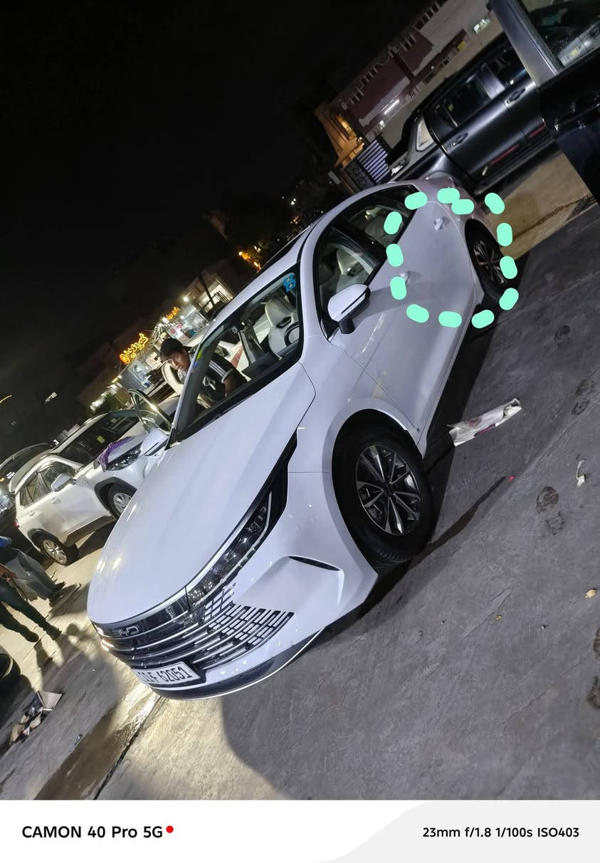 ديستروير ٢٠٢٥ الممشى الكلي ١٢ ألف سياره فول فتحه  بيه باب  خلفي مبدل باصليي تفصيخ زيرو ورصعه بلدوسه الجوه خفيفيه والباب الأمامي بي رصعه كد اصبعين مكان السياره المشتل  السعر ٢٠ و٩٠٠ باسمي تحويل مباشر سياره نظيفه جدا واغراضه كامله ممستعمله وكاعيات ماركه  ***********

نص مكتوب في الصور:
- CAMON 40 Pro 5G
- 23mm f/1.8 1/50s ISO214
- CAMON 40 Pro 5G 23mm f/1.8 1/100s ISO366
- CAMON 40 Pro 5G 23mm f/1.8 1/100s ISO326
- 23mm f/1.8 1/100s ISO367
- CAMON 40 Pro 5G 23mm f/1.8 1/100s ISO403
- CAMON 40 Pro 5G 23mm f/1.8 1/50s ISO1094