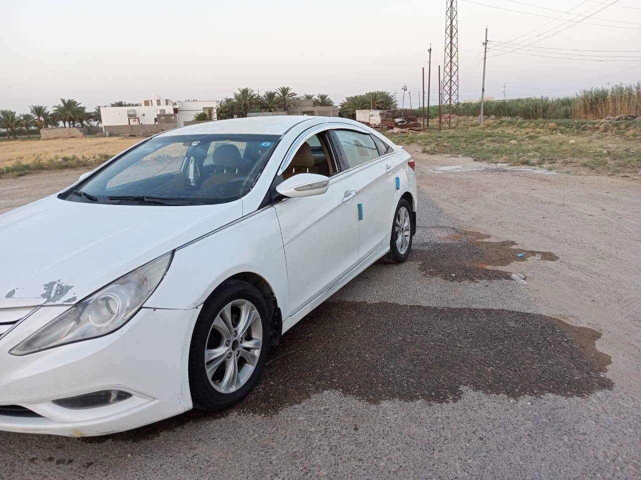 السلام عليكم للبيع سوناته موديل 2011 خليجي رقم بغداد محرك وكير كفالة الاتصال على رقم ***********
