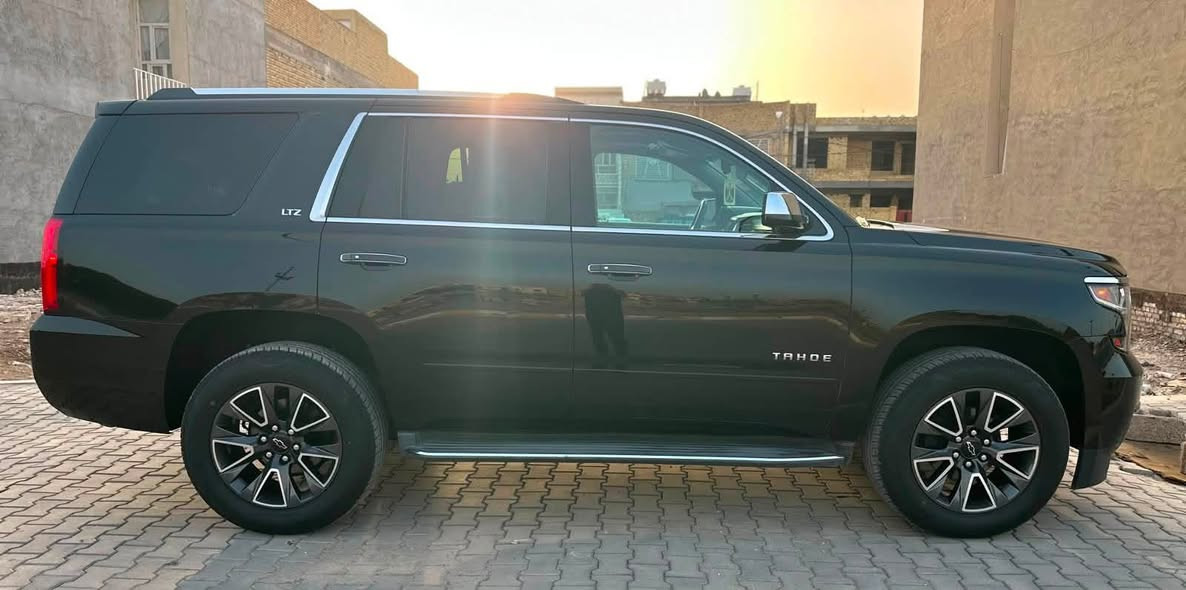 تاهو ltz للبيع  او مراوس موديل 2015 وارد امريكي ضرر مقدمه البنيد اصبعين السياره جديده بمعنى الكلمه السعر 335 ورقه وبيها مجال ***********
