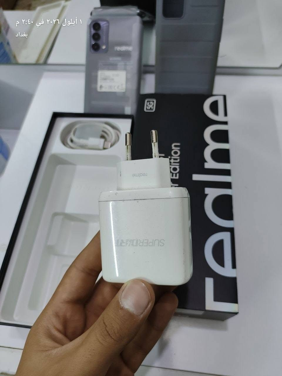 السلام عليكم 
هاتف realme GT master edition 5G

مستعمل 10 اشهر .كامل ملحقاتة

مستبدل شاشة اصلية وكالة 

حجم شاشة 6.43 بوصة - 120هيرتز - super AMOLED

ذاكرة 256 - عشوائية 8

كامرة بدقة  - 64 - 8 - 2 - ميجابكسل

المعالج  Snapdragon 778G __5G //يشغل 90فريم

البطارية  4300 ملي امبير مع شاحن سريع يدعم 65واط من الصفر الى 100 ب20دقيقة

عدد الشرائح 2

دقة الشاشة 2400×1080 بكسل (+FHD)

مميزات الكامرة 

التركيز التلقائي اوتو فوكس 

التقاط الصور بزاوية واسعة 

وضع عزل الخلفية 

وضع التصوير الليلي 

وضع التوصير الاحترافي 

تحسين التصوير بالذكاء الاصطناعي 

تقريب رقمي

العنونة الجغرافية

التركيز باللمس 

كشف الوجوه والابتسامات 

بانوراما

تقنيةFHD

اعدادات ISO

التشغيل السريع 

المؤقت الذاتي 

الالتقاط المستمر 

اعدادات توازن الون الابيض 

الفديو 

دقة 2160p 4K

دقة 1080p FHD

تقنية التثبيت الرقمي Els

التصوير بالحركة البطيئة 

فلاش اثناء التصوير 

دقة كامرة السلفي 32 ميجابكسل

مستشعر بصمة مدمج في الشاشة  السريع

يدعم بصمه الوجه السريع

عذرا عن الاطالة في لكتابة 

_______________&&&&

سعر الهاتف 375 الف دينار 

رقم الهاتف.2// ***********

متواجد واتساب ...واتصال

يوجد توصيل كافة انحاء العراق 

العنوان بغداد مدينة الصدر
