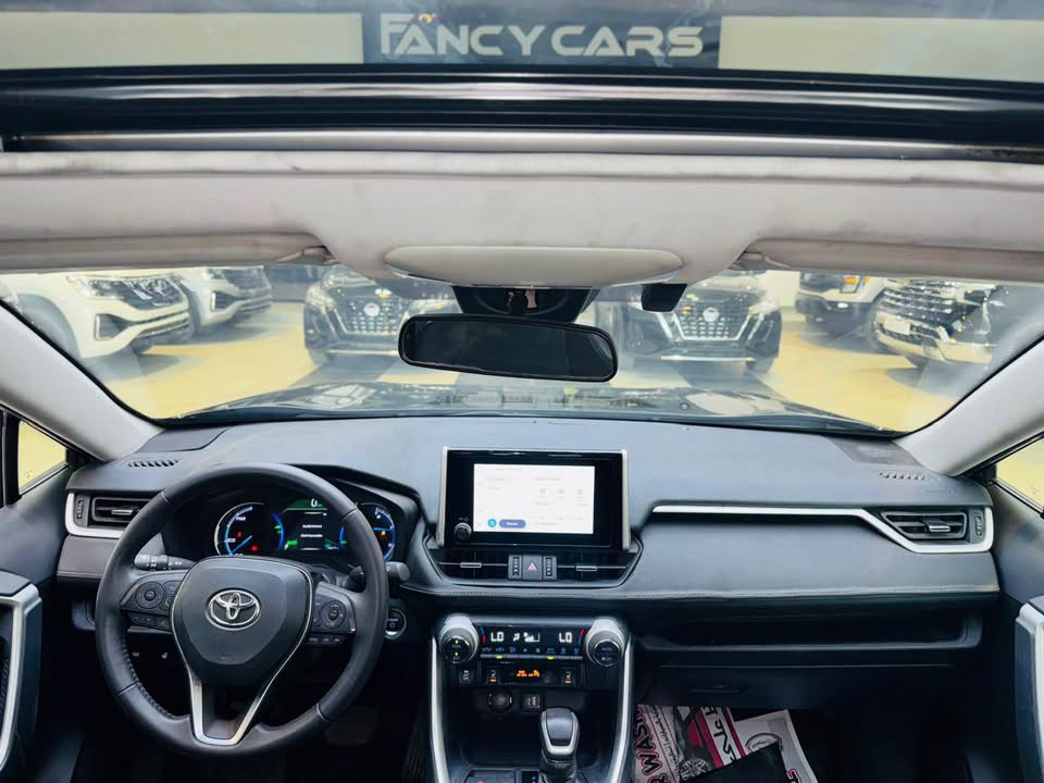 TOYOTA RAV4 XLE HYBRID - 2024 ✅

عربى/کوردی
تويوتا
راف 4,  XLE HEV (High) , 2024
عدد الأميال : 14,611 ميل
ضرر: كلين تايتل
سلندر: 4 سلندر
محرک: 2.5
السعر / اتصل بنا
الكاميرا الخلفية - سقف بانورامي - صندوق كهربائي  - التحكم على المنحدرات - مستشعر وقوف - تدفئة المقاعد - فتحة السقف - مثبت السرعة - مرايا جانبية كهربائية - شاشة - مراقبة النقطة العمياء - مقاعد كهربائية - 8 وسادة هوائية - مصابيح زينون الأمامية - المصابيح الأمامية ليد - قفل مركزي للأبواب - عرض المعلومات على الزجاج الامامي - تدفئة مقود القيادة - أبل كاربلاي - التشغيل عن بعد - ABS - AWD - رادار - كشافات ضباب - مثبت السرعة التكيفي - تبريد خلفي

📍العنوان: اربيل  -  شركة فانسي كارس
مدينة ئارام للتجارة رقم معرض (B4)

☎️-***********
☎️-***********
☎️- ***********
☎️- ***********

***************
تۆیۆتا
ڕاڤ 4,  XLE HEV (High) , 2024
ماوەی ڕۆیشتن : 14,611 ميل
بۆیاغ: کلین تایتڵ
پستۆن: 4 پستۆن
بزوێنەر: 2.5
 نرخ / پەیوەندی بکە
کامێرای دواوە - پانۆراما - سندوقی کارەبایی - ڕاگری نشێوی - حەساس - گەرمکەرەوەی کوشن - سلاید - دیاریکرنی خێرایی - ئاوێنەی لاتەنیشتی کارەبایی - شاشە - ئاوێنەی ڕادار - کورسی کارەبایی - 8 پەرەشووت - لایتی پێشەوەی زینۆن - لایتی پێشەوەی لید - قوفڵی دەرگاکان - داتاشۆ - سوکان هیتەر - ئەپڵ کارپلەی - شەغال - ABS - AWD - ڕادار - بلاجکتۆر - دیاریکرنی خێرایی خۆگونجێن - فێنککەرەوەی پشتەوە .

📍  ناونیشان: هەولێر کۆمپانیای فانسی کارس 
شاری ئارامی بازرگانی رقم پێشانگا (B4)

☎️-***********
☎️-***********

نص مكتوب في الصور:
- FANCY CARS