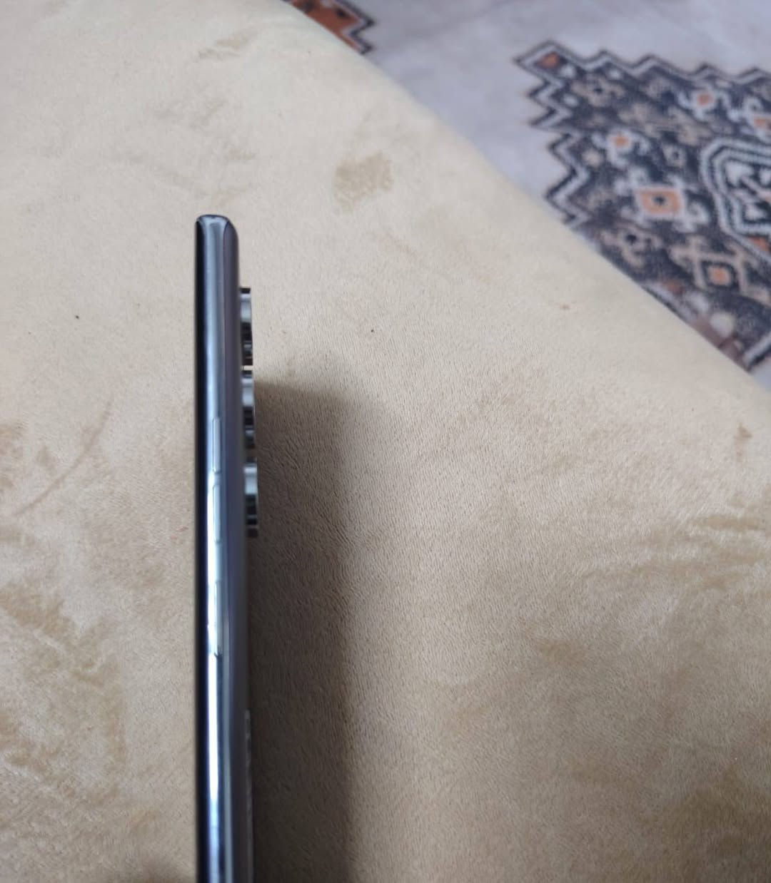 تكنو كامون 40برو فايف جي 90فريم للبيع ***********
