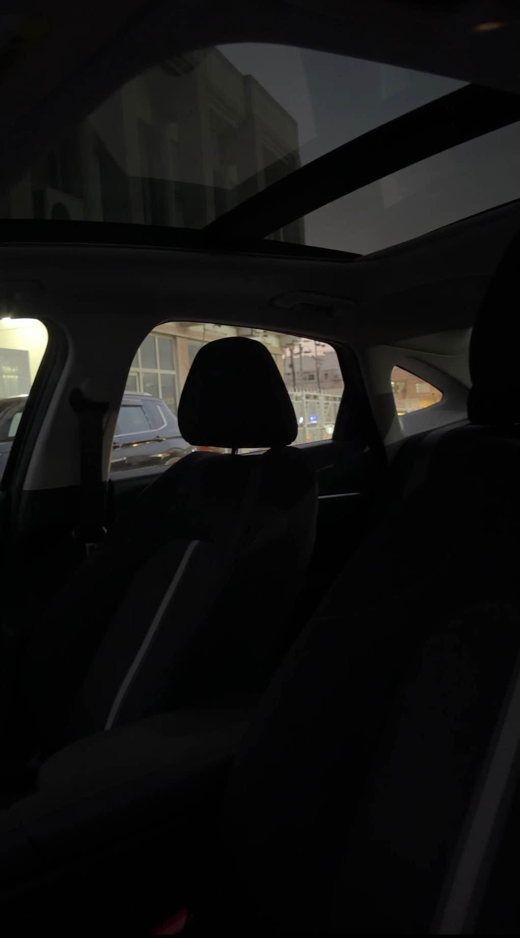 سلام عليكم 
SONATA 2024 limited full 
سيارة بدون صبخ بس بيها كارت شويية بل صندوق 
بدون دواخل بدون ايرباك✅
سيارة سعرة 185$ 
رقم تلفون *********** اكر, نينوى
