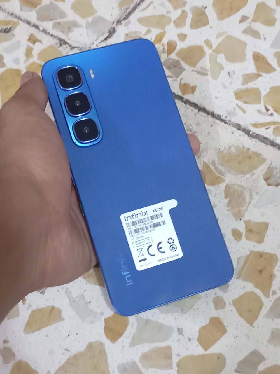 السلام عليكم
للبيع انفنكس هوت 60i ذاكره 256
شاشه120هيرتز بطاريه 5160 بصمه وجه بصمه ابهام 
صوت ستيريو خطين ورام كامره 50ميكا بكسل 
السعر 200وبي مجال قليل لشراي رجاءا لحد يكسر بحلال الناس ماعجبك سعر اعبر منشور 
مكاني نجف حي ميسان 
رقم الهاتف ***********متواجد واتساب
