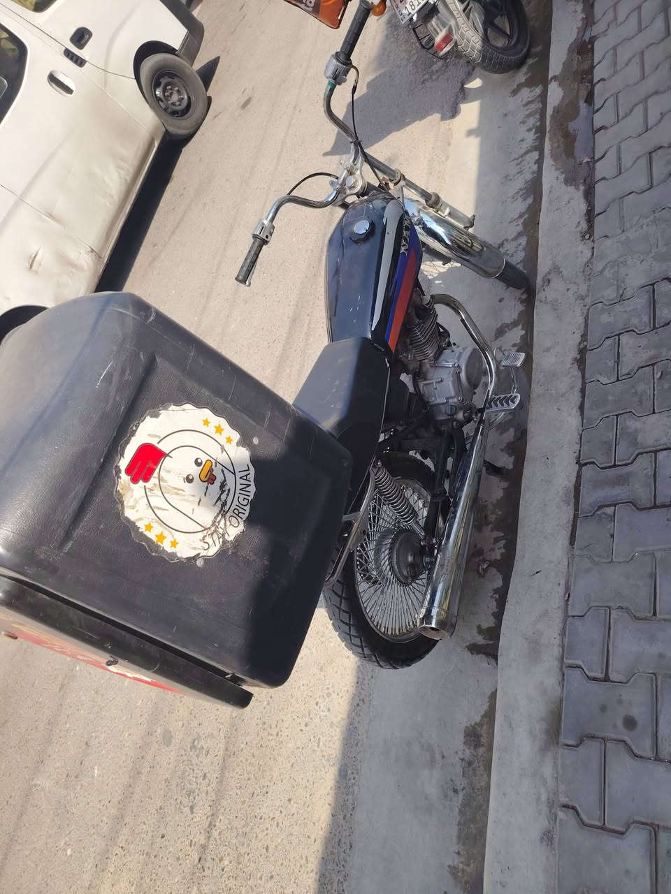 سلام عليكم دراجه ايرنيه اربعه كير الدرجه شغاله وخير من اللة رايده اب 350 وبيه مجال لشراي مكاني بغداد الدوره رقمي *********** بي وتساب
