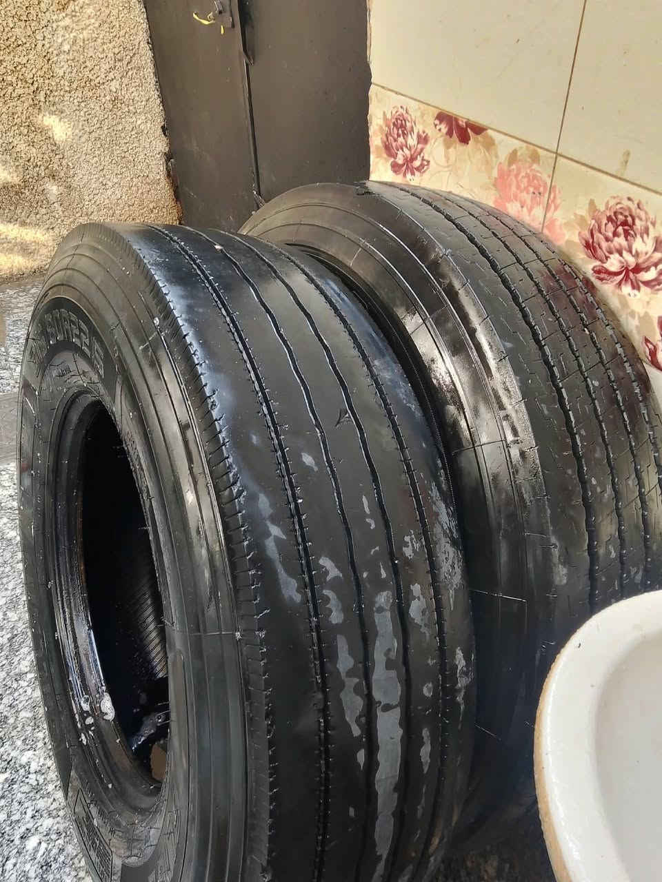 تايرات • 22 على 15 • جدد