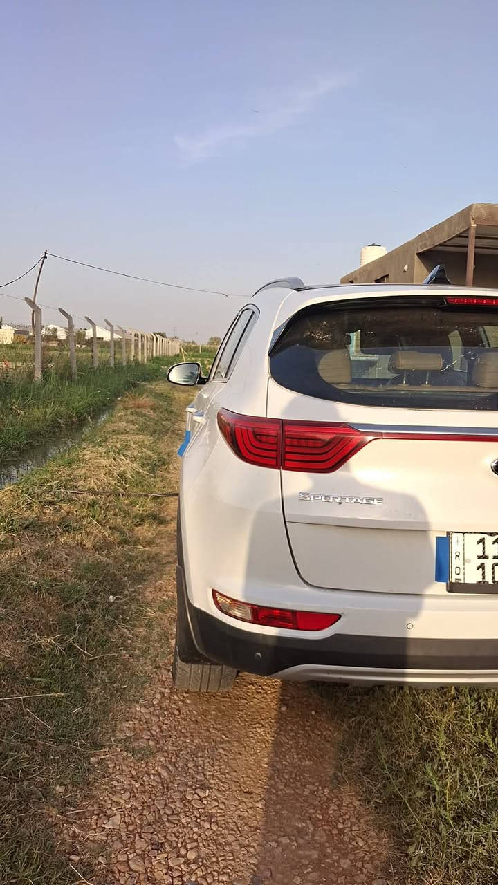 سبورتج خليجي 2018
مواصفات فول 1/1مواصفات GT
رقم بغداد بأسمي تحويل مباشر

كشنات كهرباء
بانوراما
بصمه
صندوق كهرباء
محرك 2000دوش
قطعتين تبريد 
شاشة كار بلي 
حساسات امامية، خلفية،

سيارة بلادية 
بدون صبغ بدون حادث بدون تبديل

السعر 192 ورقة .وبيها مجال 
مكاني بغداد او الحله 
للإستفسار ***********
