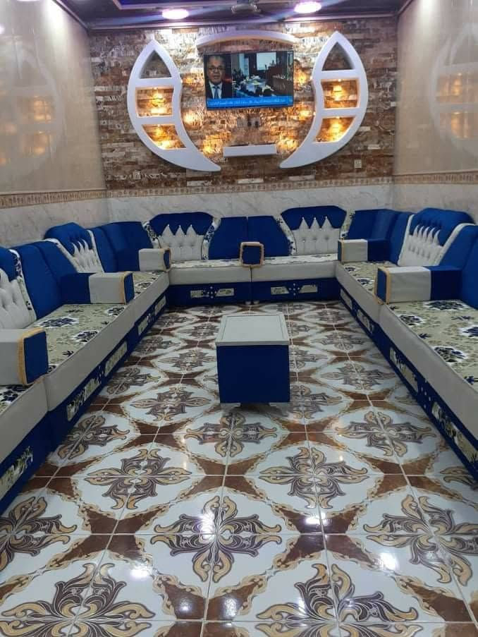 🔸 تبديل الإسفنج
🔸 تبديل القماش
🔸 تجديد وتغيير الشكل حسب اختيارك
🔸 طخم مودرن وأشكال عصرية
🔸 ديوان أرضي اعتيادي
🔸 عنوان معمل الناصرية الشطرة شعله شارع بني زيد
🔸 داخل الشطرة 📍
🔸 أسعار مناسبة للجميع 💰
لا تبدّل قنفاتك وتدفع مبلغ كبير، جدّدها وخليها ترجع مثل الجديدة وبالشكل اللي تحبه 🤎
📞 للحجز والاستفسار: *********** واتساب
معمل أبو حسين الرمضاني@— الجودة والتجديد بأسعار تناسب الجميع. ✨

نص مكتوب في الصور:
- خبرة أكثر من 15 سنة معمل أبو حسين الرمضاني لصناعة الأثاث المنزلي والدواوين أثاث منزلي بمختلف التصاميم دواوين بجميع الأنواع جودة عالية في كل التفاصيل تشطيب فاخر لمسة فخامة لبيتك تنفيذ حسب الطلب على ذوقك ومقاساتك أثاث يليق ببيتك الناصرية - الشطرة
- معمل ابو حسين ***********
- معمل أبو حسين الرمضاني ***********