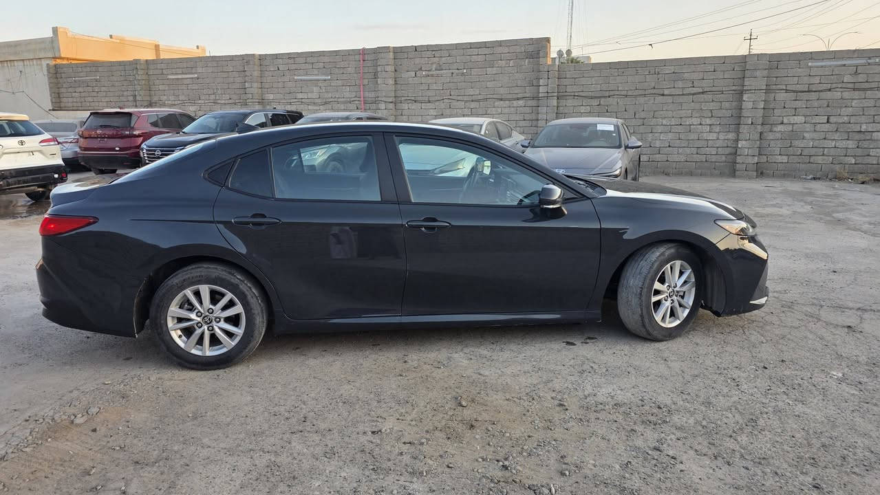 السلام عليكم ورحمة الله وبركاته 
✅️معرض الناصر 
TOYOTA CAMRY LE 2025✅️
✅️كامري موديل 2025  LE
🛑مواصفات 
بصمه تشغيل
 أشير بالمري نقط عمياء اتو هولد
الضرر خلفي 
صور الضرر ورقم الشاصي بالمنشور 
مرقم كركوك حرة تحويل مباشر 
ماشيه 98 الف ميل
جيك صور الضرر والشاصي
العنوان الزاب قريه اصبيح تحتاني
🛑***********
