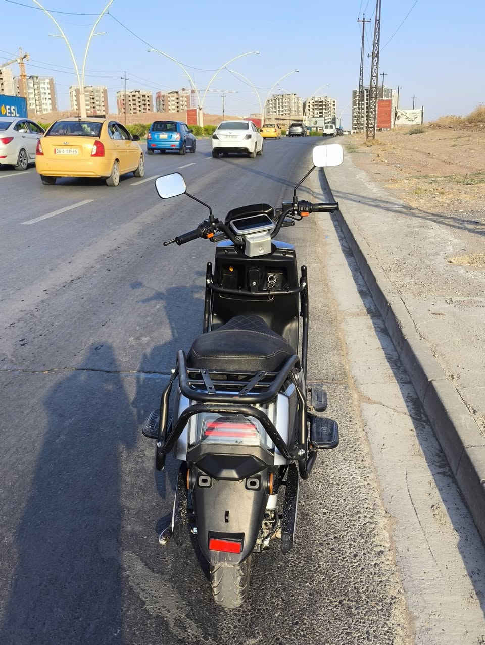 ماطور ليثيوم
بطاريه 1حجم كبير
80كيلو يمشي 100/100
كلو شغال 
السعر 750الف 
رقمي للتواصل ***********
