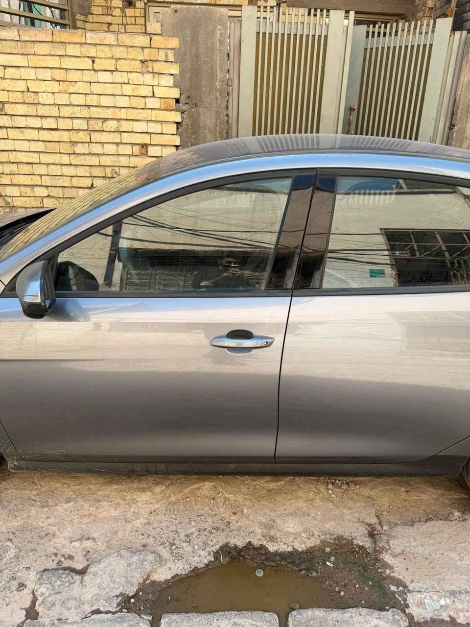 للبيع BYD كن بلص ٢٥ رصاصي رقم بغداد باسمي مكفولة عدا طخات بسيطة بالدعامية الامامية والخلفية ماشية على المكينة ١١ الف والكلي ٢٨ الف مكانها بغداد الكرادة السعر ١٩ للاستفسار الاتصال على الرقم ***********
