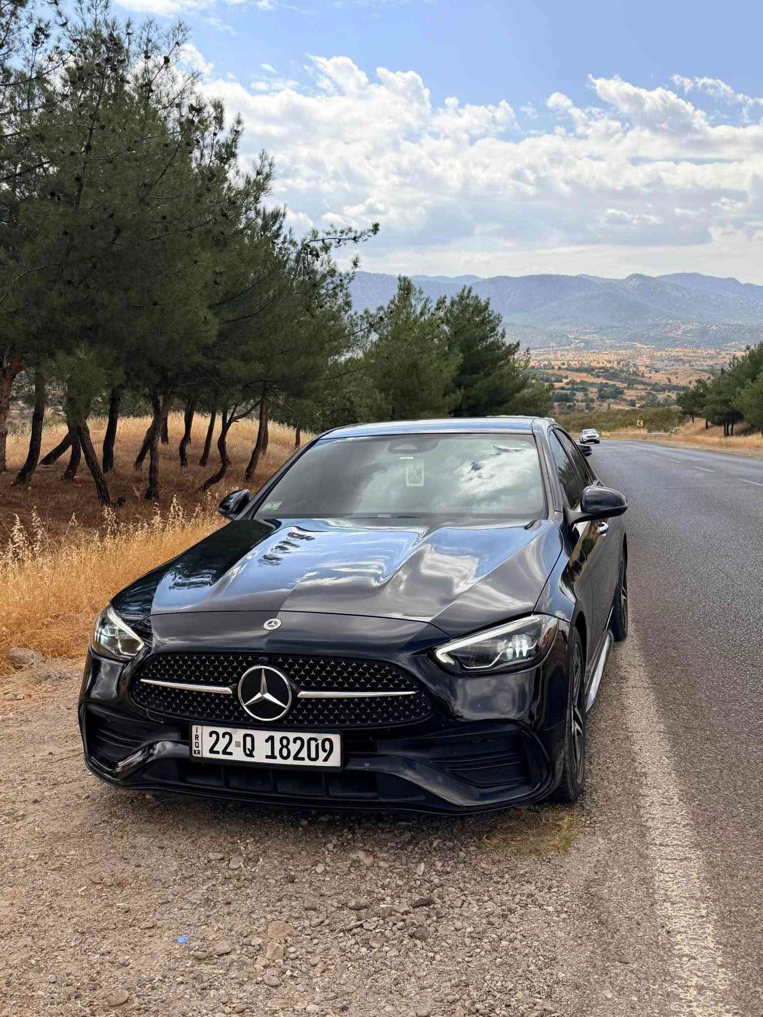 للبيع 
مرسيدس C300 Amg  
موديل 2023
محرك 2000تيربو
السيارة وارد أمريكي كلين تايتل بدون حادث 
عداد المسافة: ٤٦الف كيلو متر
تخم تاير جديد

السعر 348$ورقة وبي مجال بسيط

.
رقم صاحب السيارة 

فقط واتساب ***********

العنوان /بغداد /الدوره بغداد, العراق
