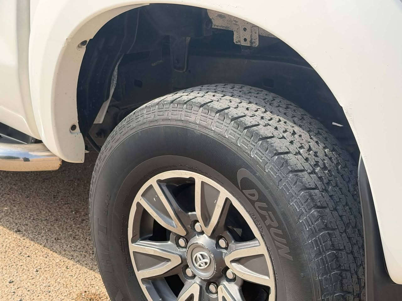 هايلوكس • ٢٠١٤ • رقم اربيل