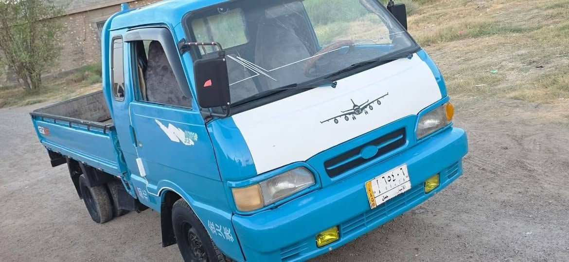 كيه بنكو موديل 96 رقم الانبارنكليزي سنويه عضم عاج محرك كير اكسن باور شغال تخم تاير كله جديد مال جناي سياره ما ناقصه شي شاصي رقم شاصي كله جديد سياره مصبوغه حزام جماليه بدون ضربه وبدون خويس سياره حيل حلوه متعوب عليه مال جناي  مكان سياره رمادي #السعر50 وبيه مجال الإستفسار ***********

